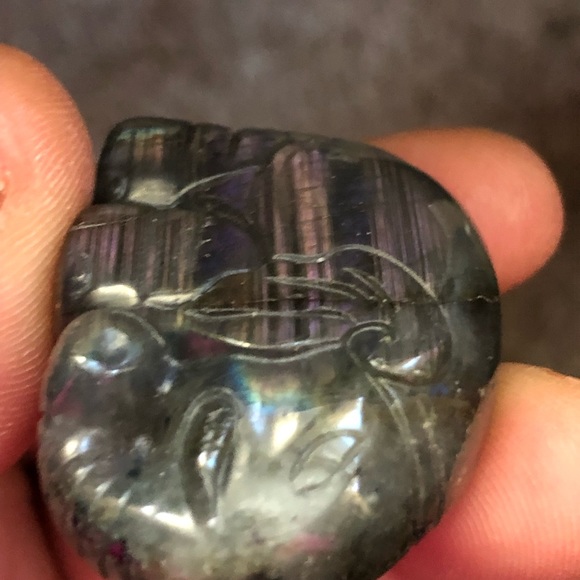 Labradorite Elephant - Picture 10 of 14